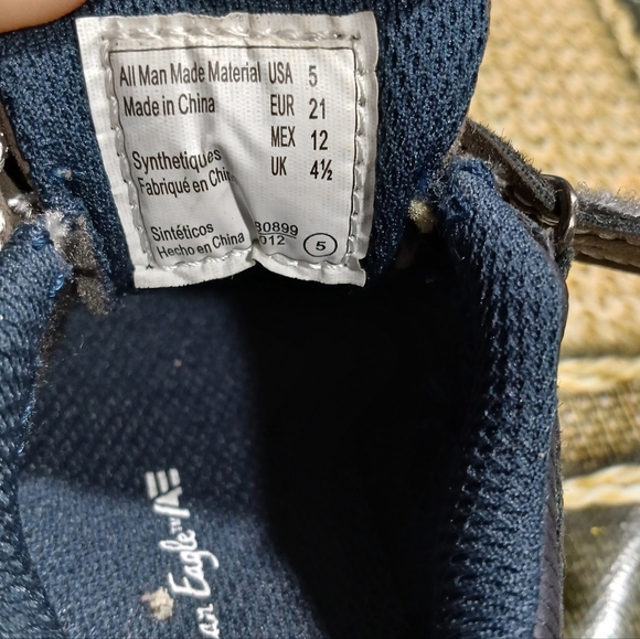 American Eagle Outfitters Kids Brown Sneakers with Navy Laces - Picture 4 of 7